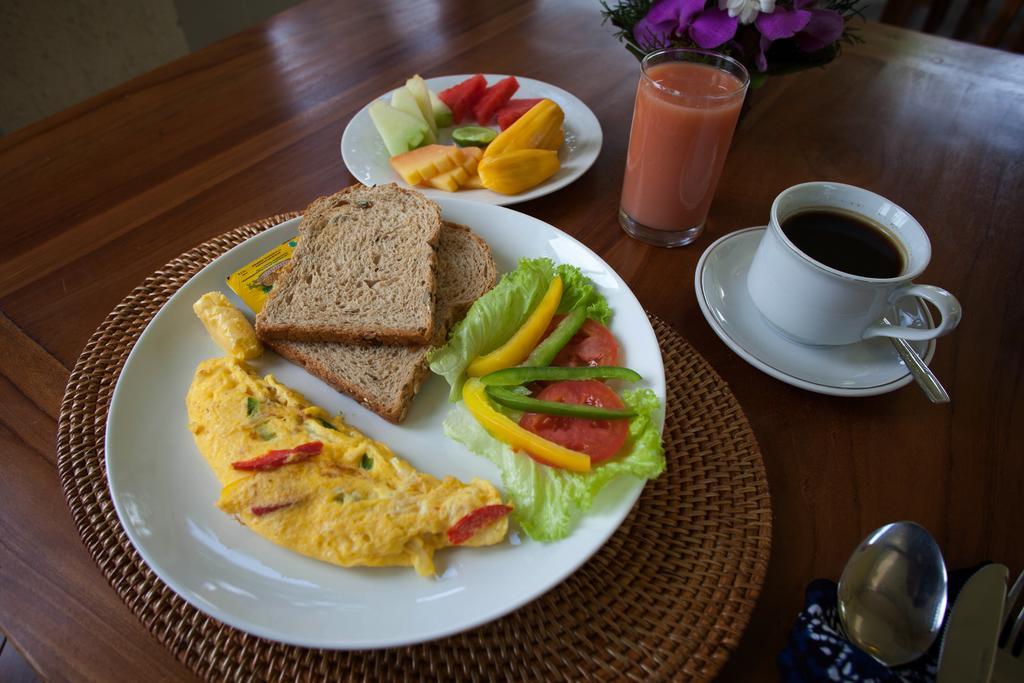 Ubud Kerta City Hotel Екстер'єр фото