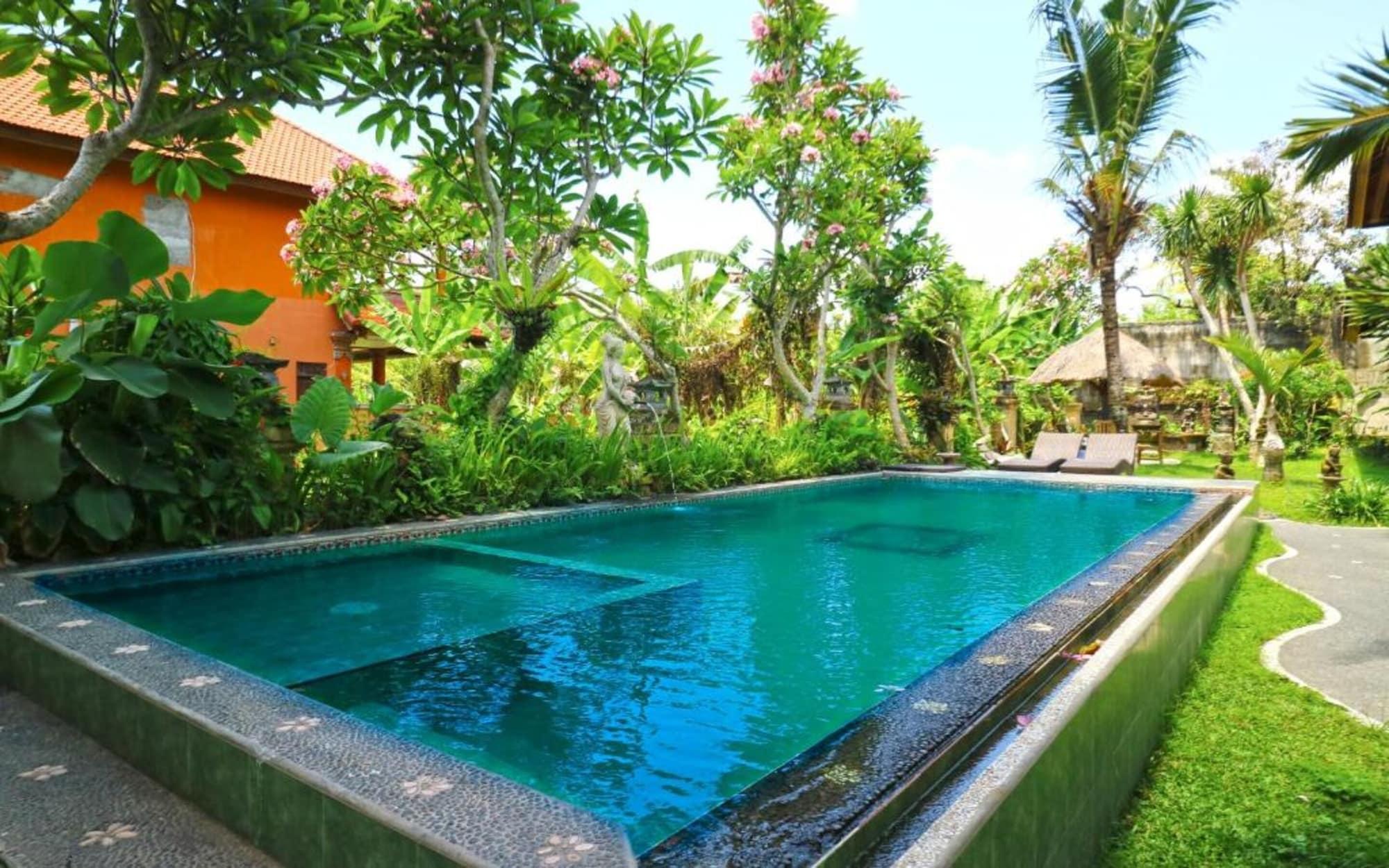 Ubud Kerta City Hotel Екстер'єр фото