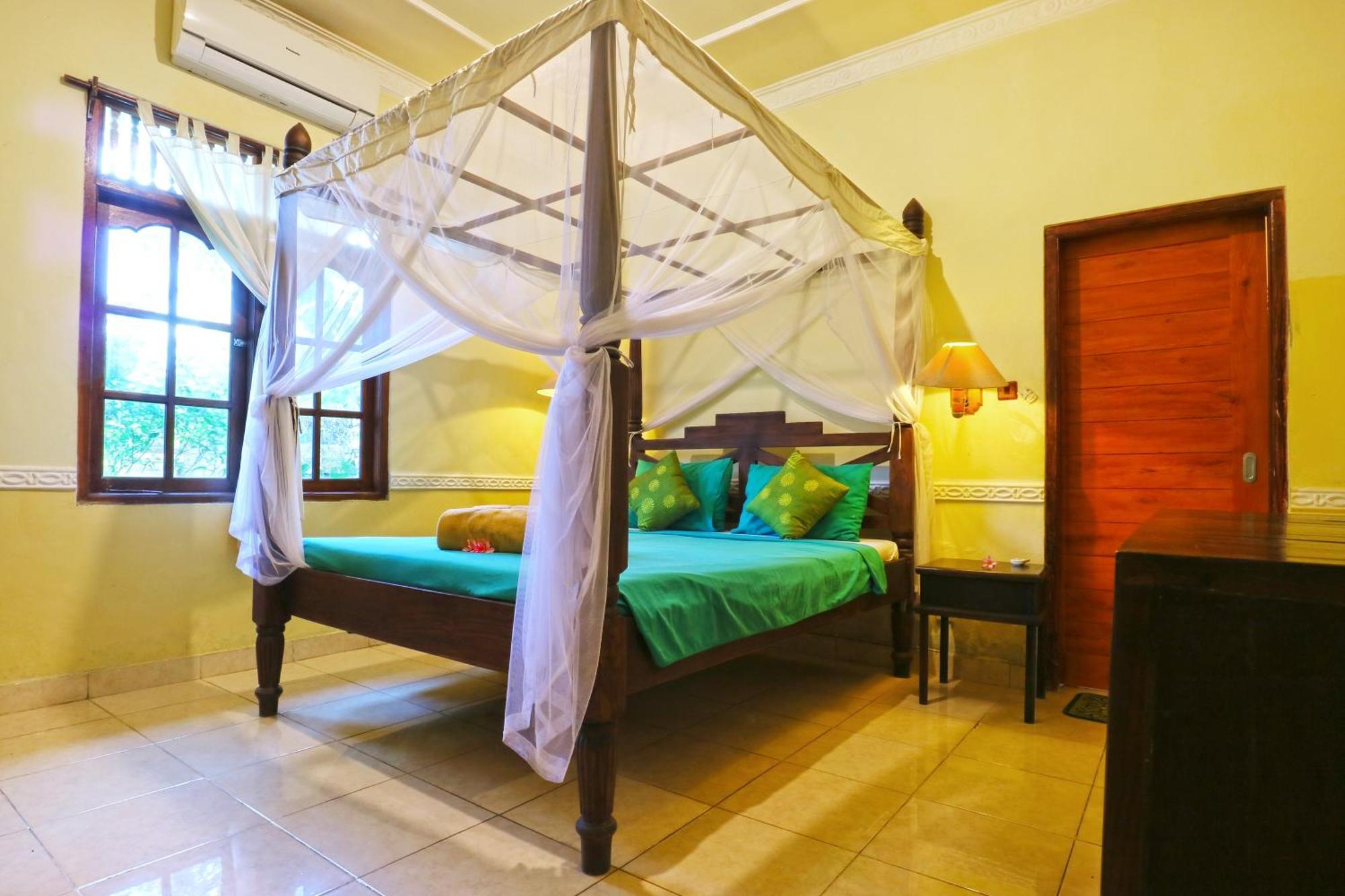 Ubud Kerta City Hotel Екстер'єр фото