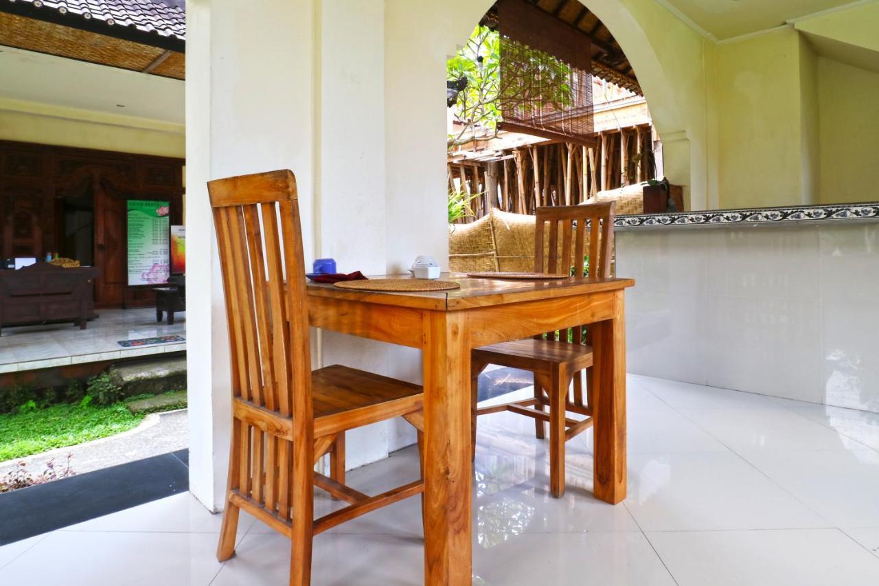 Ubud Kerta City Hotel Екстер'єр фото